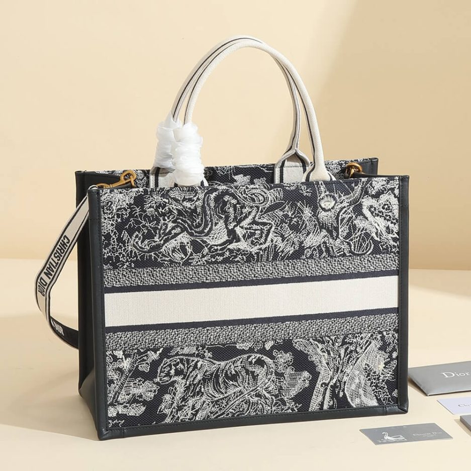 Dior Medium Book Tote Bag - Image 4