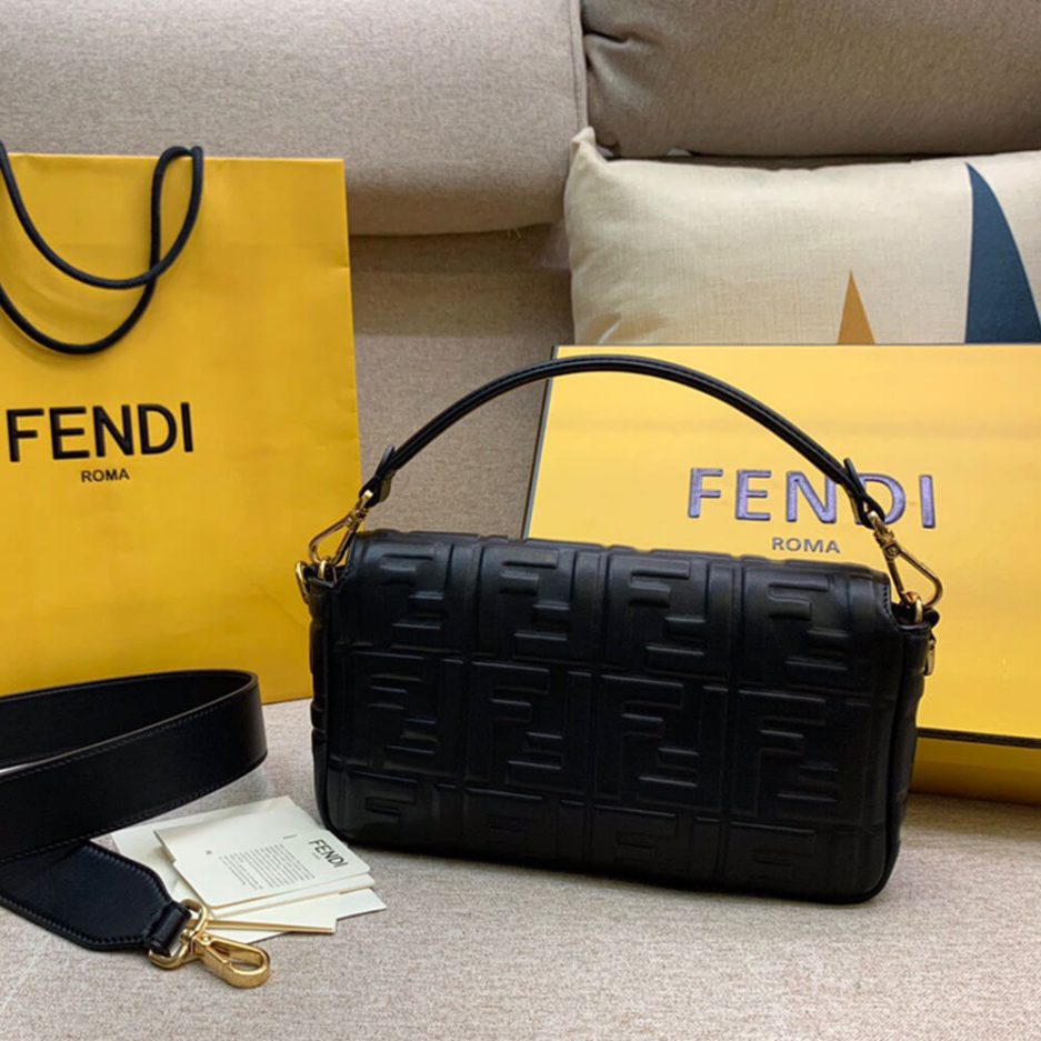 Fendi Baguette Bag - Image 3
