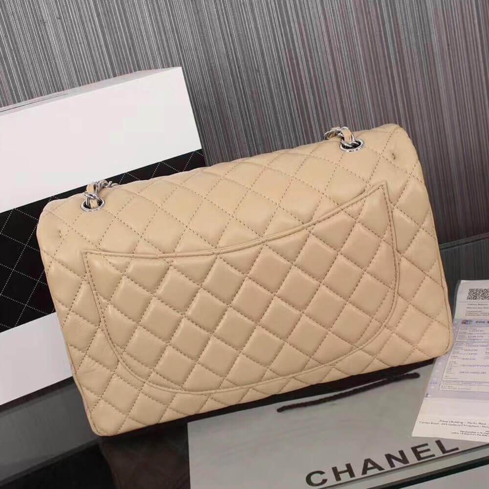 CHANEL Classic Maxi Handbag - Image 5