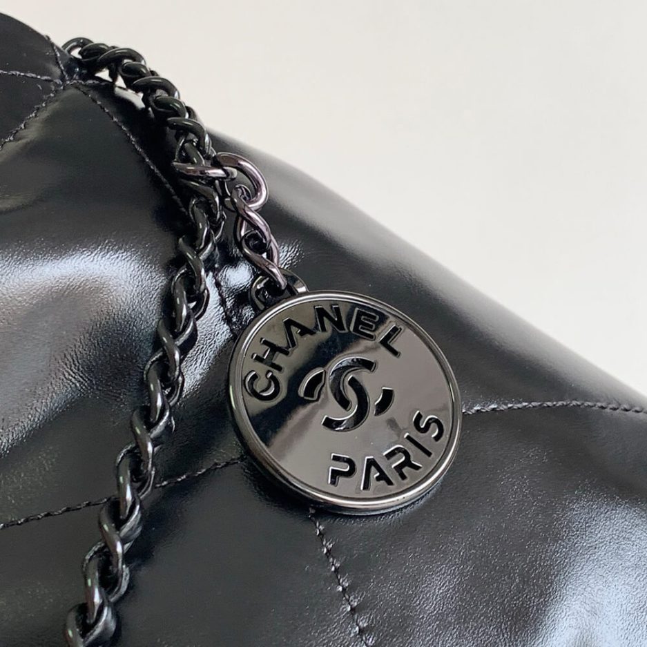 CHANEL 22 MINI HANDBAG - Image 8