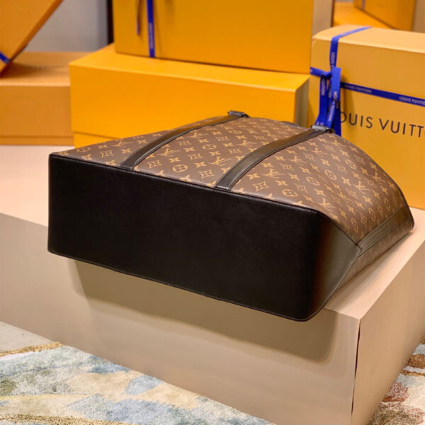 Louis Vuitton Week End Tote GM Bag - Image 6
