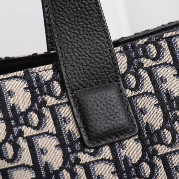Dior Saddle Tote Bag With Shoulder Strap - Image 7