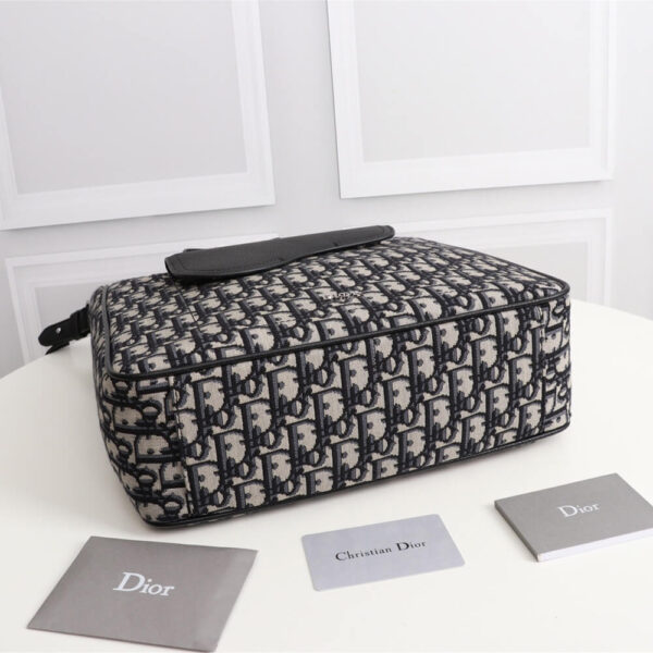 Dior Saddle Tote Bag With Shoulder Strap - Image 4