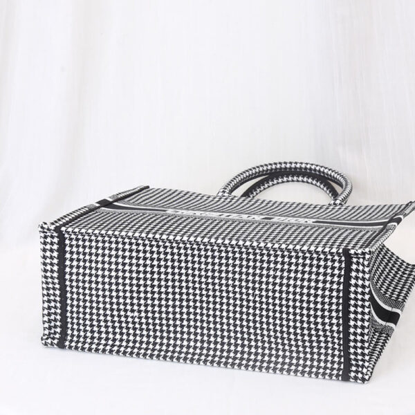 Dior Large Book Tote Bag - Image 4