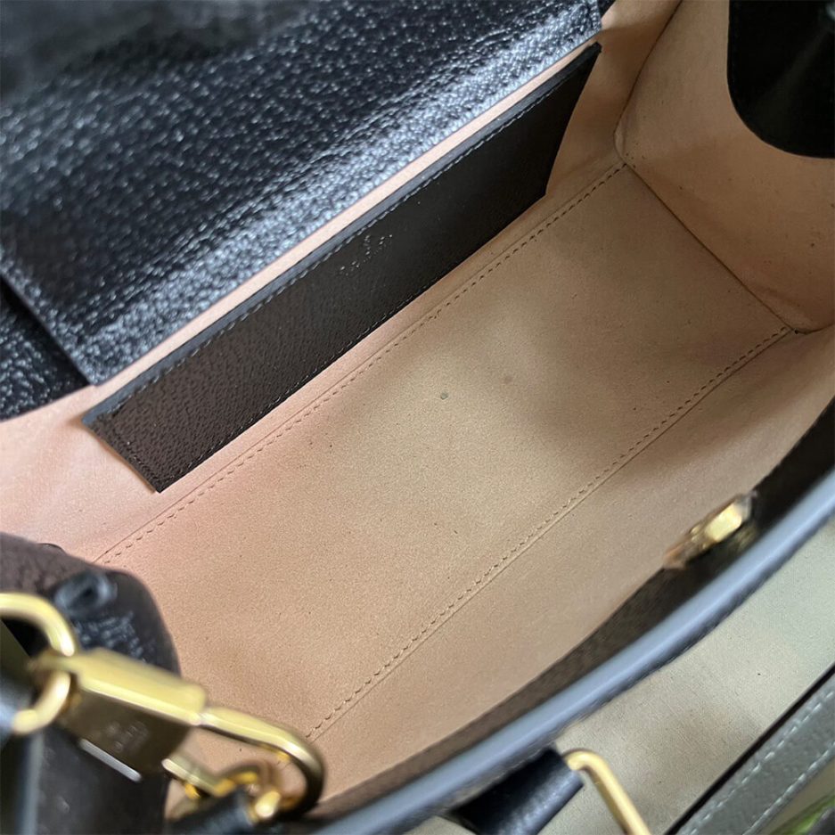 Gucci Diana Small Shoulder Bag - Image 6