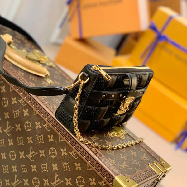 LOUIS VUITTON POCHETTE TROCA - Image 4