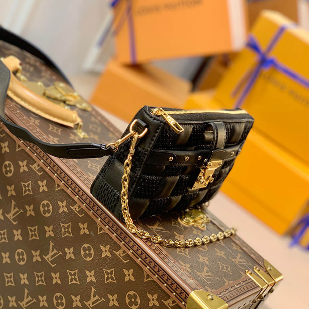 LOUIS VUITTON POCHETTE TROCA - Image 4