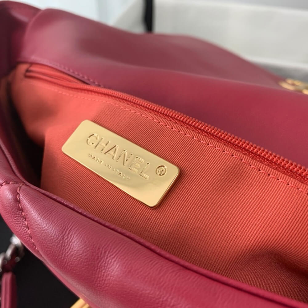 CHANEL 19 Large Handbag - Image 7