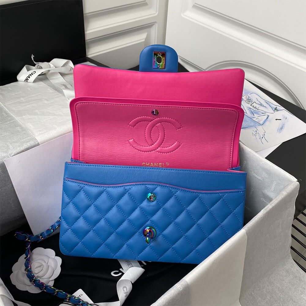 CHANEL Classic Handbag - Image 7