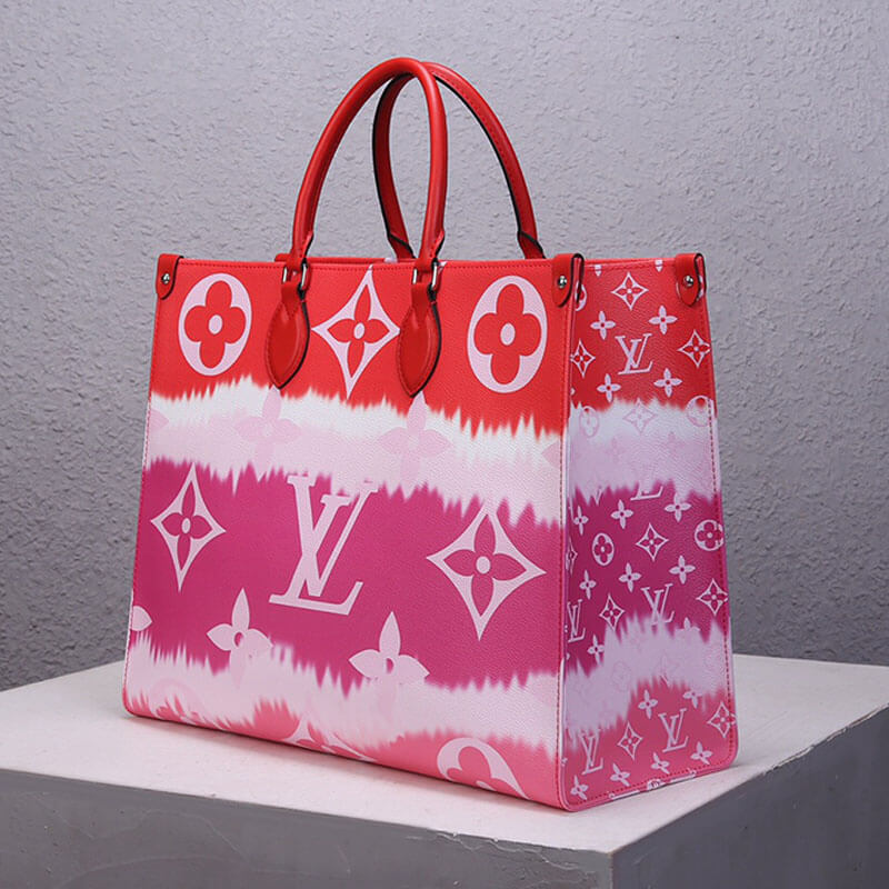 LY Escale OnTheGo GM Tote Bag - Image 3