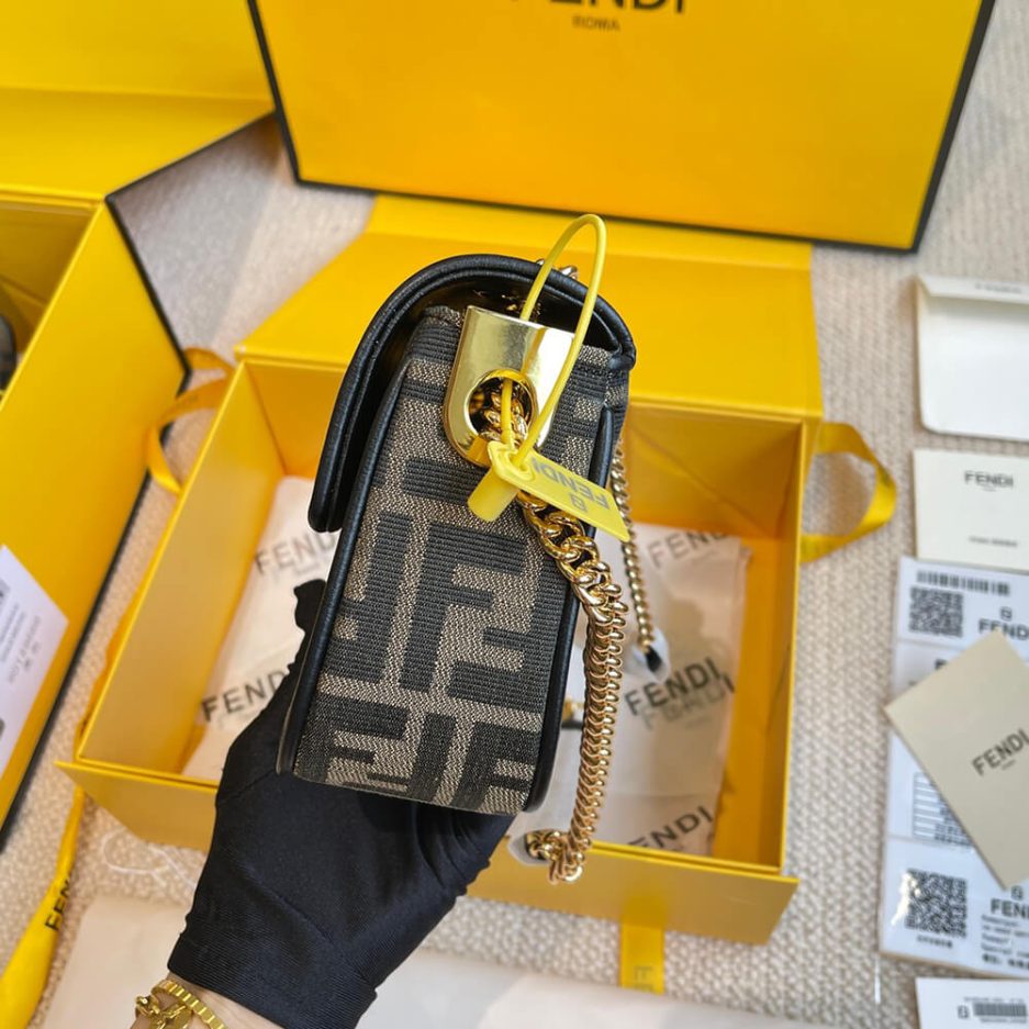 Fendi Baguette Chain Midi Bag - Image 8