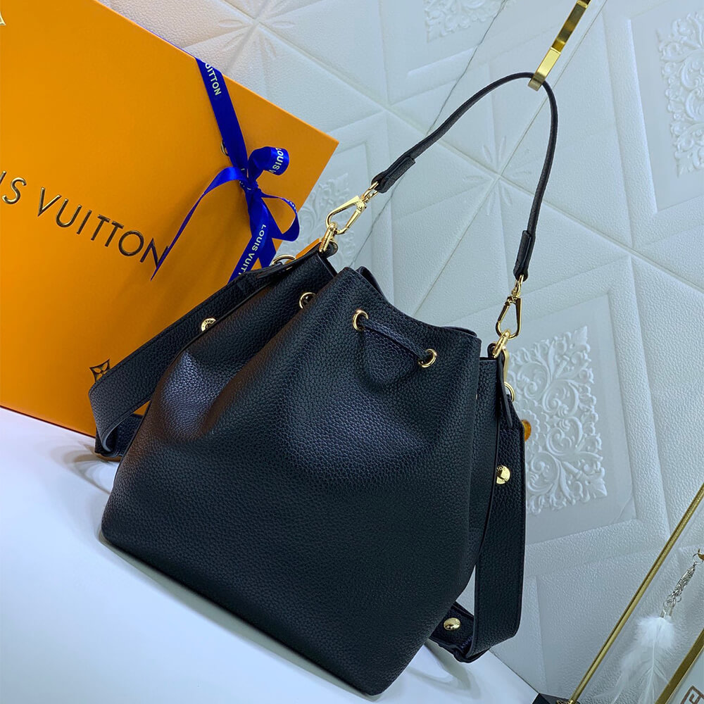 LOUIS VUITTON LOCKME BUCKET - Image 4