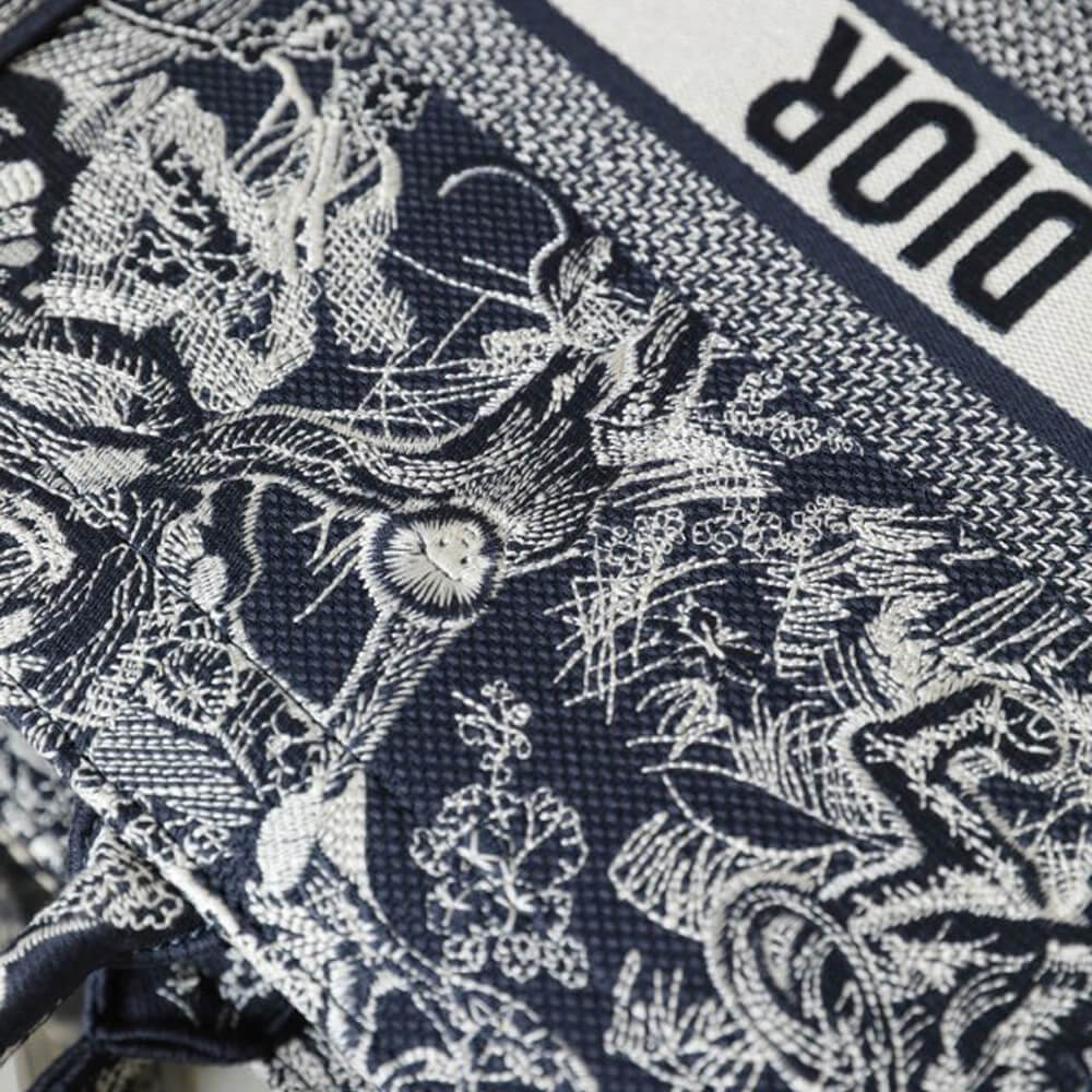 Dior Large Book Tote Bag - Image 7
