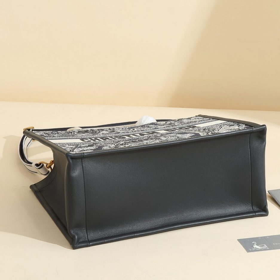 Dior Medium Book Tote Bag - Image 5