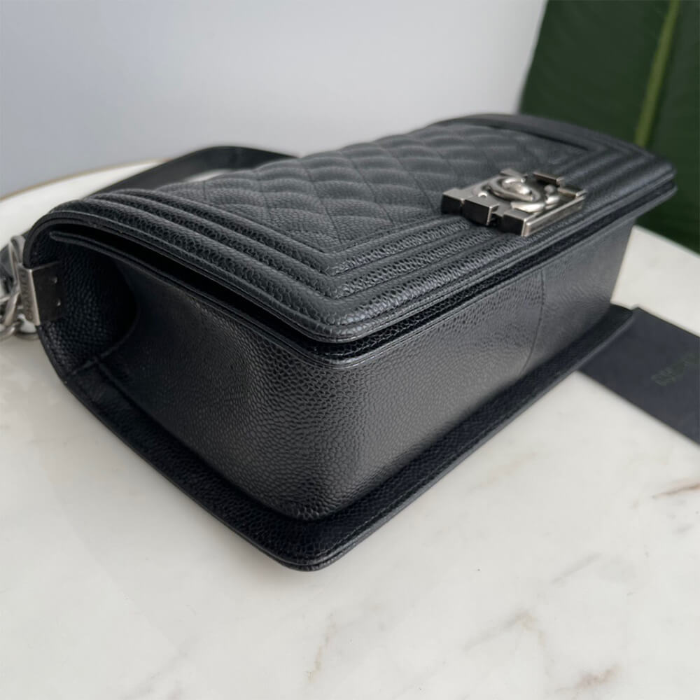 CHANEL BOY HANDBAG - Image 5