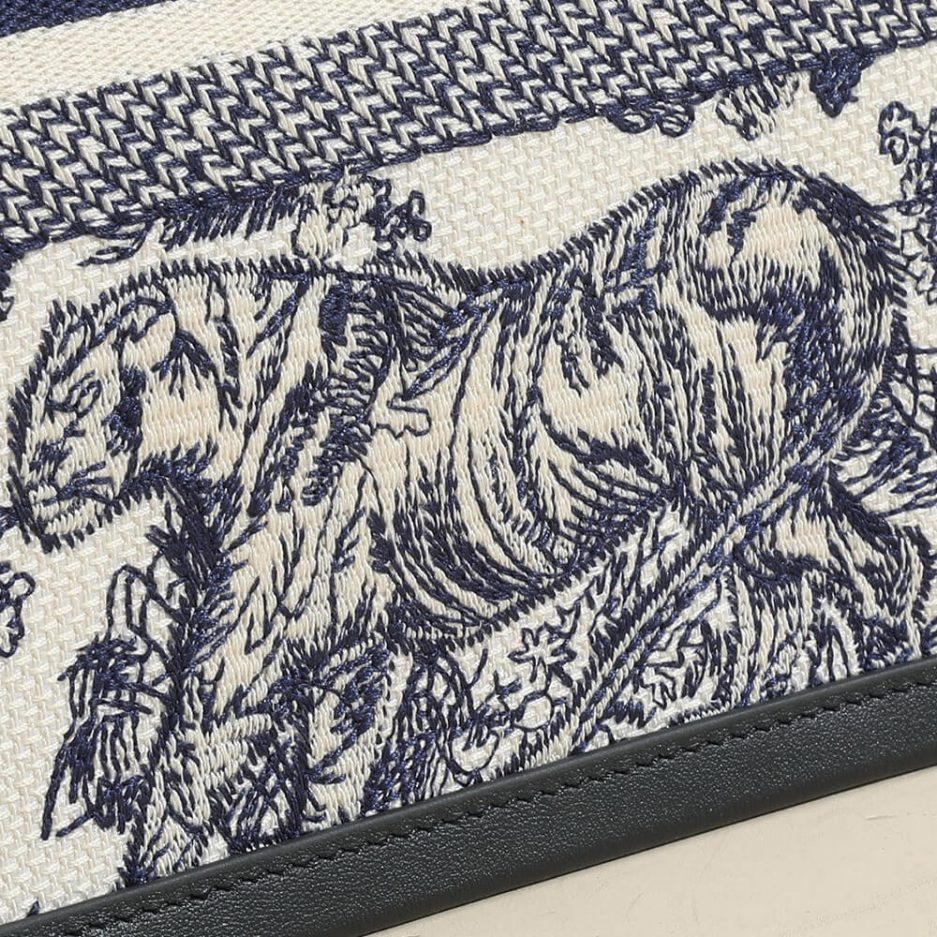 Dior Medium Book Tote Bag - Image 7