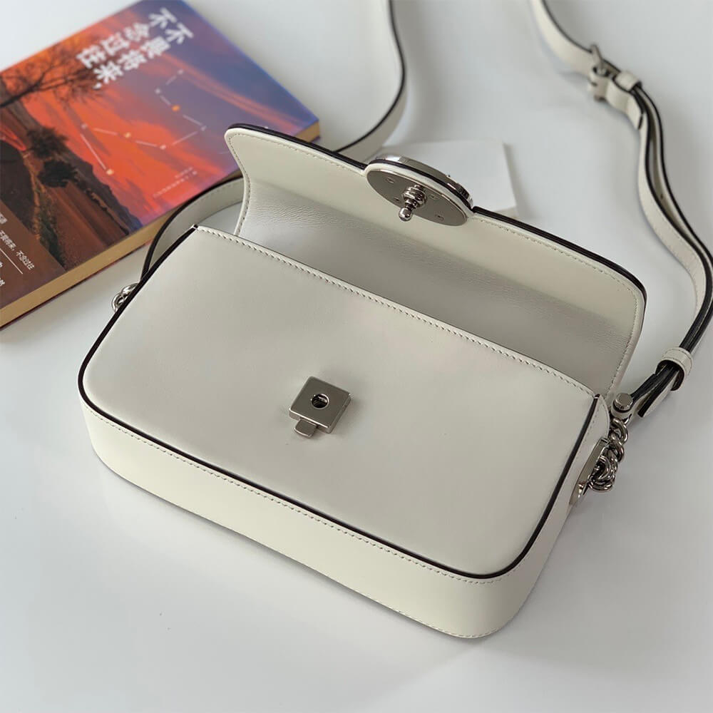 Gucci Petite Mini Shouder Bag - Image 5