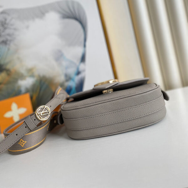 Louis Vuitton Pont Soft PM Bag - Image 5