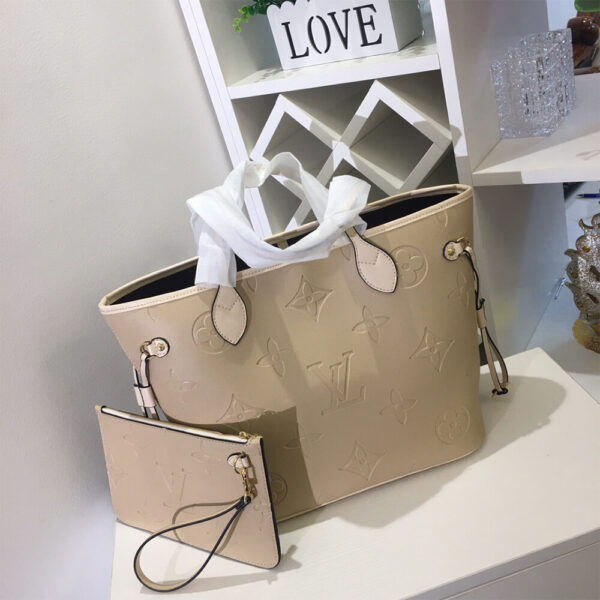 Louis Vuitton Neverfull MM Bag - Image 3
