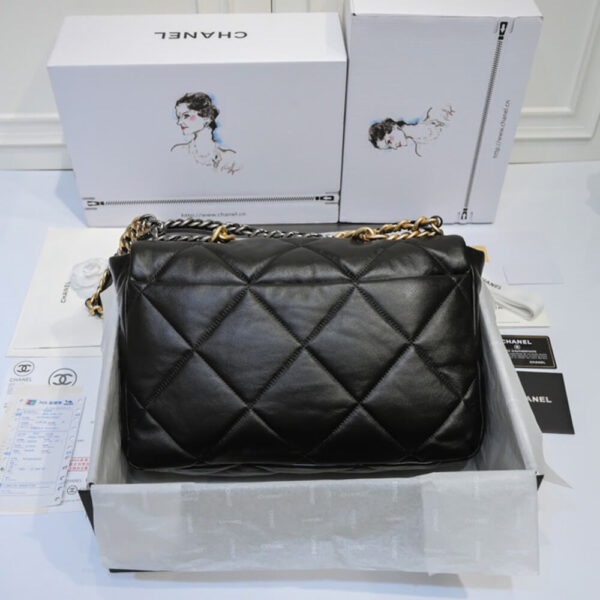 CHANEL 19 MAXI HANDBAG - Image 3