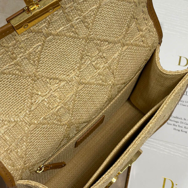 Dior Montaigne 30 Bag - Image 6