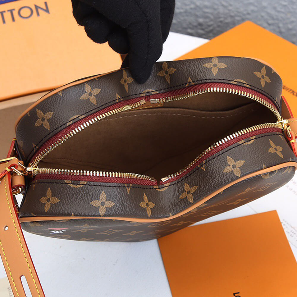 LOUIS VUITTON Game On Coeur - Image 6