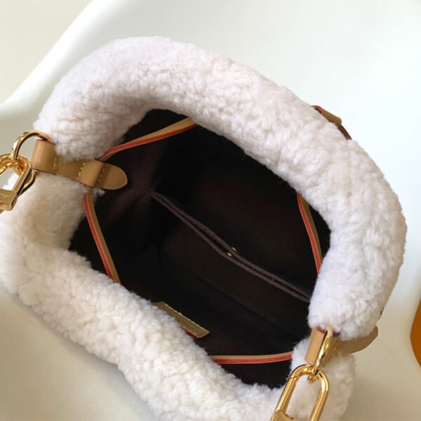 LOUIS VUITTON NéONOé BB - Image 5