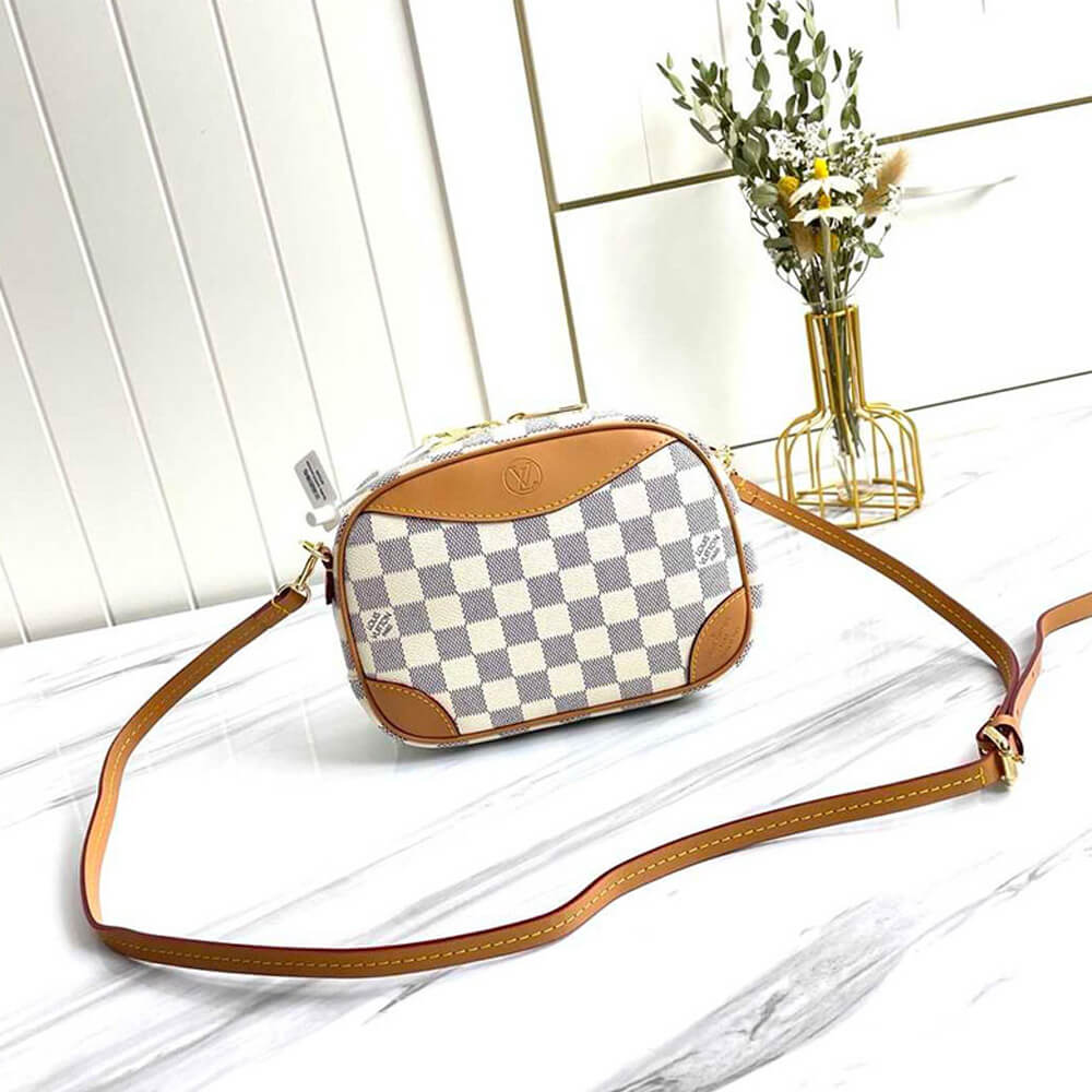 LOUIS VUITTON MINI DEAUVILLE - Image 4