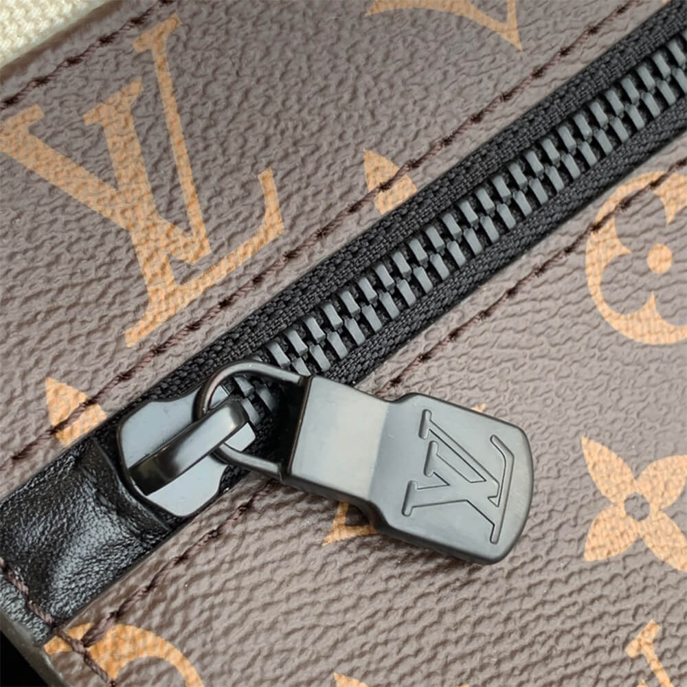 Louis Vuitton Week End Tote GM Bag - Image 7