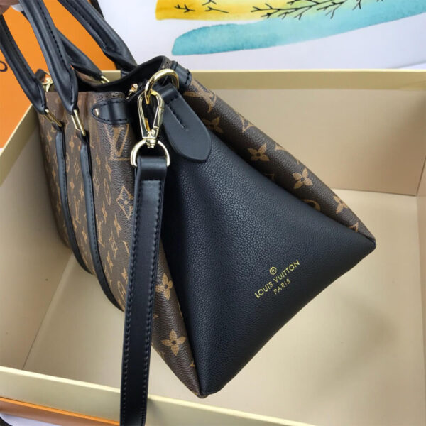 Louis Vuitton Soufflot MM Bag - Image 6