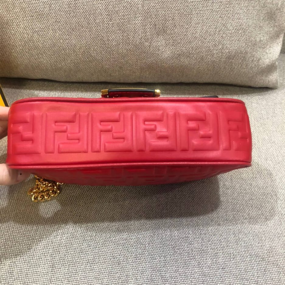 Fendi Baguette Chain Bag - Image 6