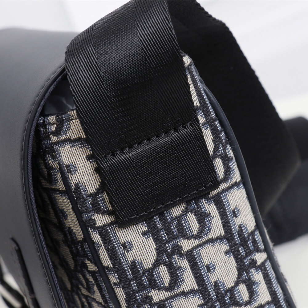 Dior Kid's Messenger Bag - Image 6