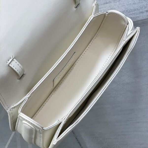 Dior Small 30 Montaigne Avenue Top Handle Bag - Image 7