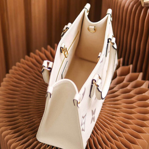 LOUIS VUITTON ONTHEGO PM - Image 6