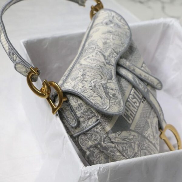 Dior Saddle Bag - Image 6