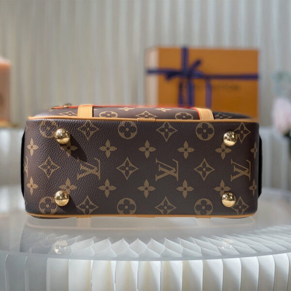 Louis Vuitton Cite Bag - Image 6