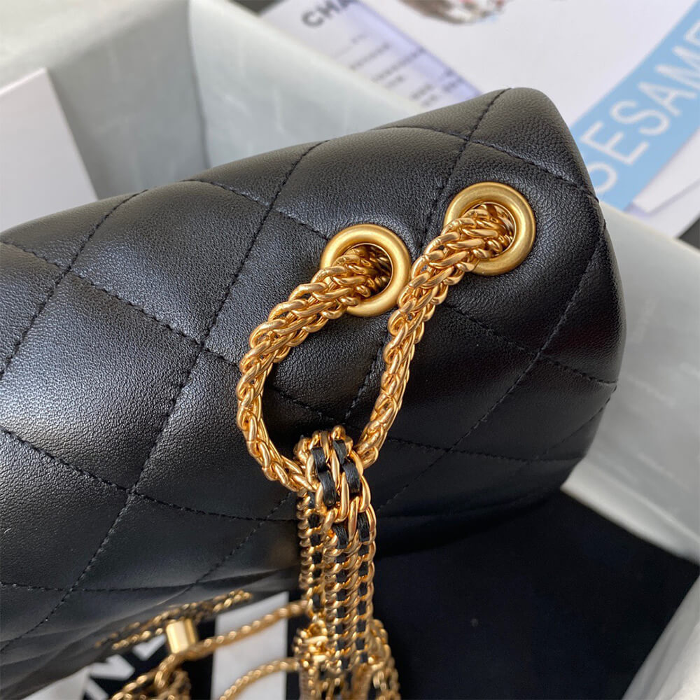 CHANEL FLAP BAG - Image 6