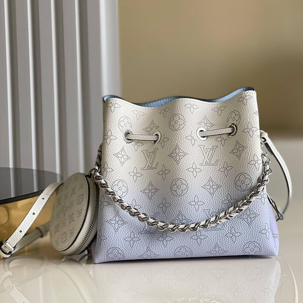 LOUIS VUITTON BELLA BUCKET BAG - Image 2