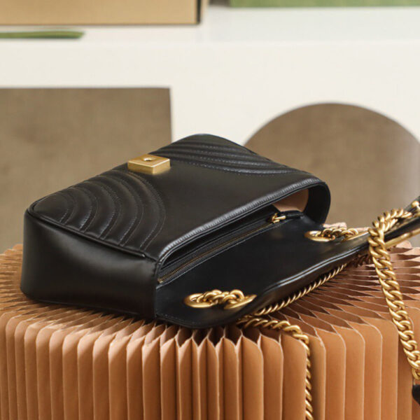 Gucci Marmont Matelasse Shoulder Bag - Image 4
