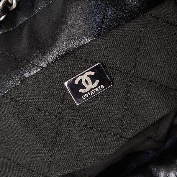 CHANEL 22 MINI HANDBAG - Image 7