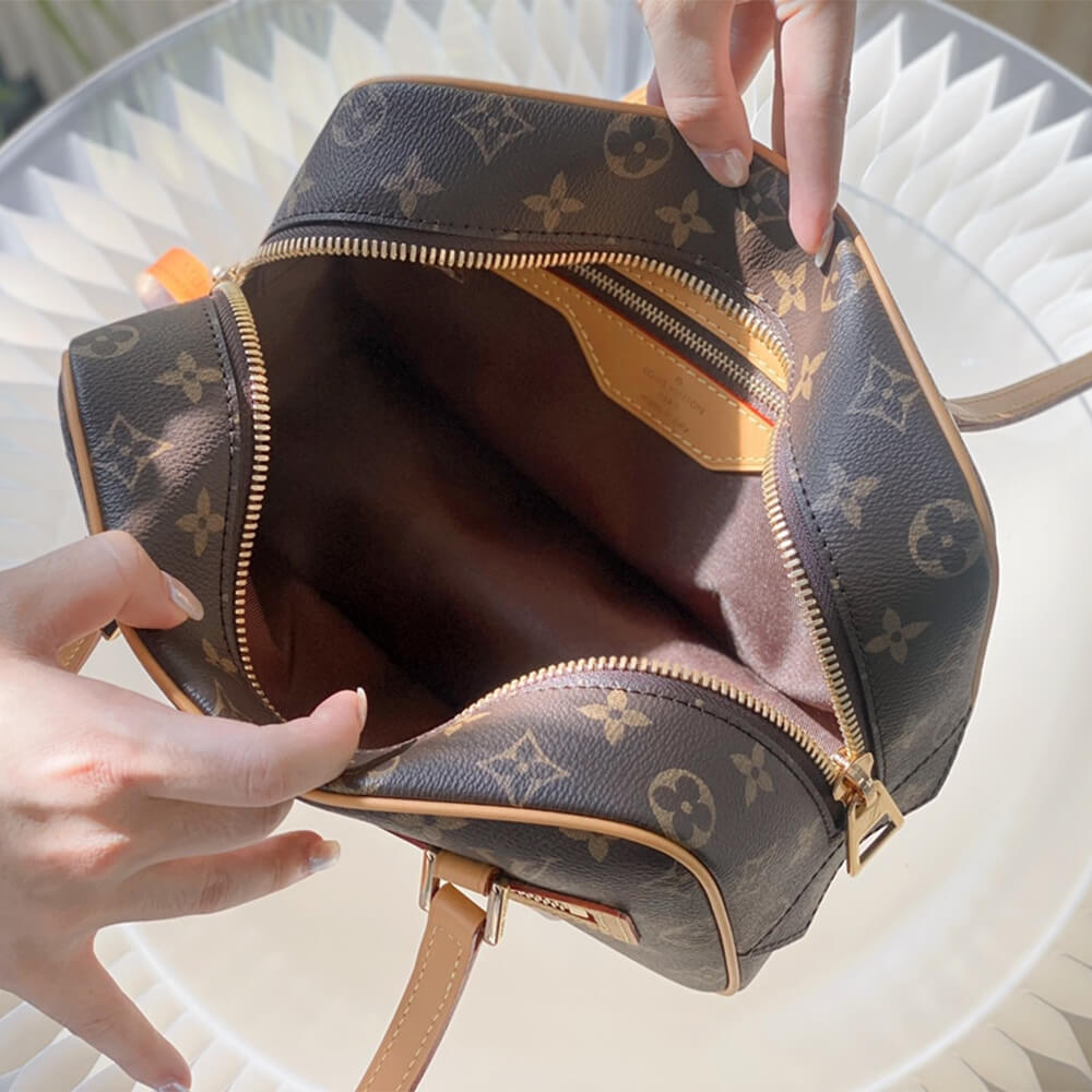 Louis Vuitton Cite Bag - Image 7