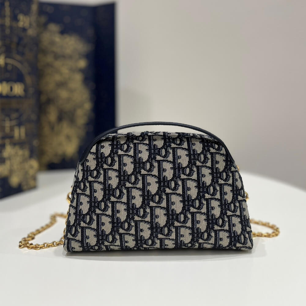 Dior Montaigne Medium D-Arch Mini Bag - Image 3