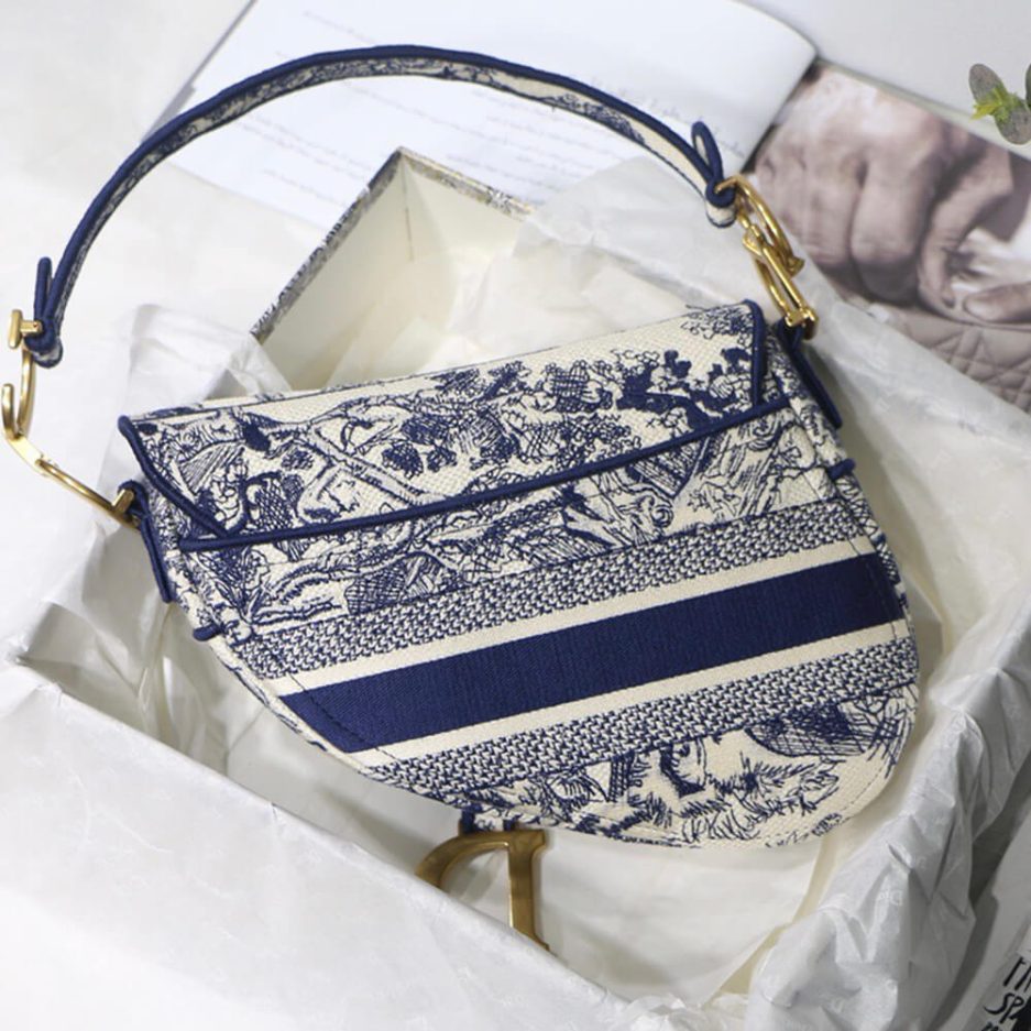Dior Saddle Bag - Image 3