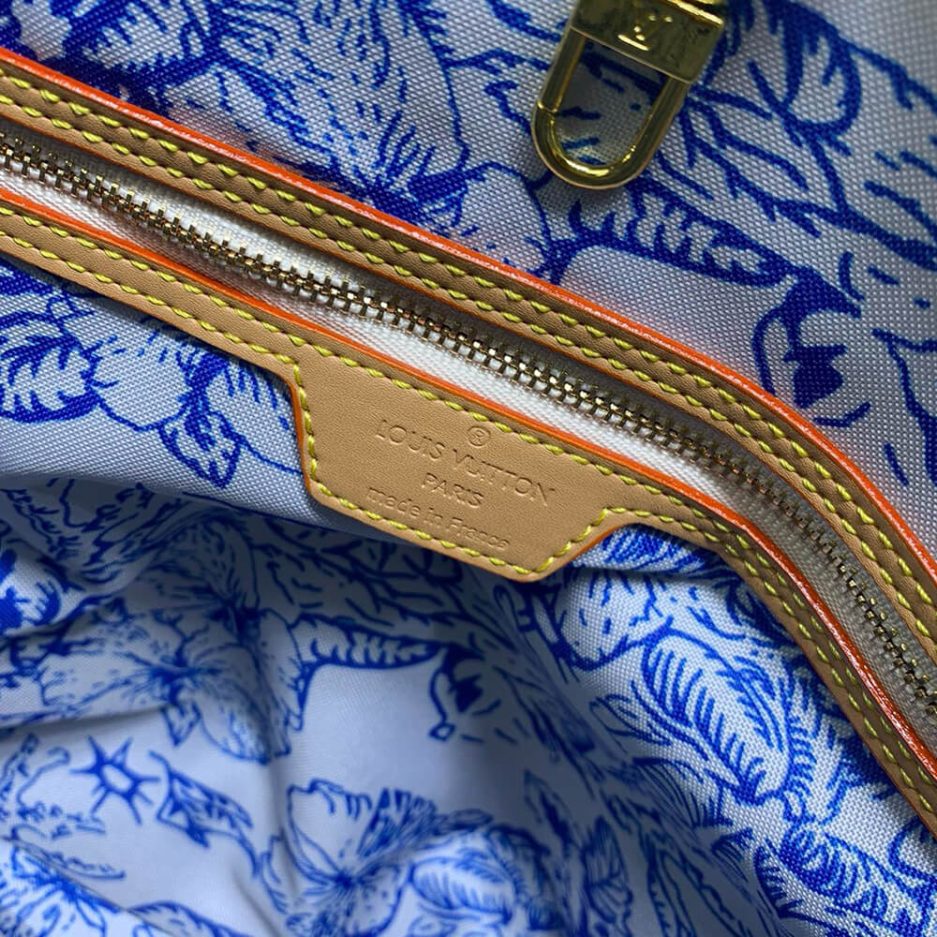 LV Dauphine MM Bag - Image 8