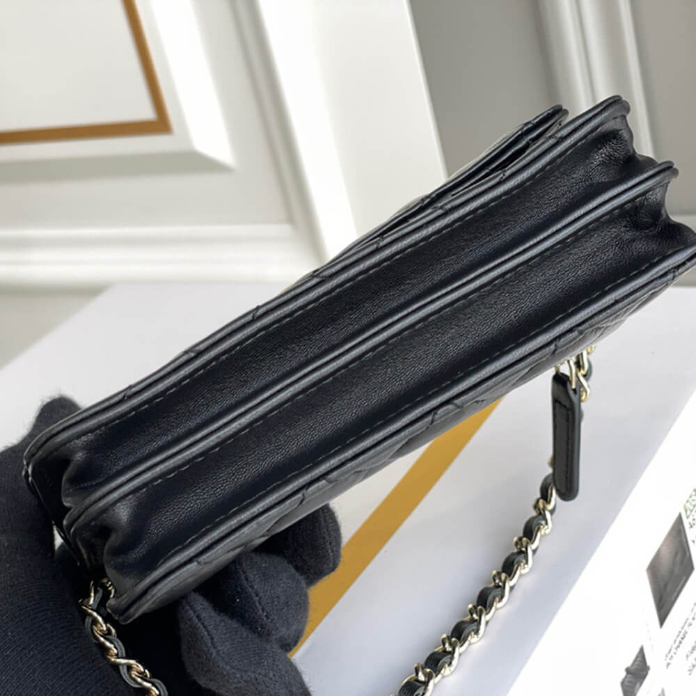 ChaneI MINI WALLET ON CHAIN - Image 7