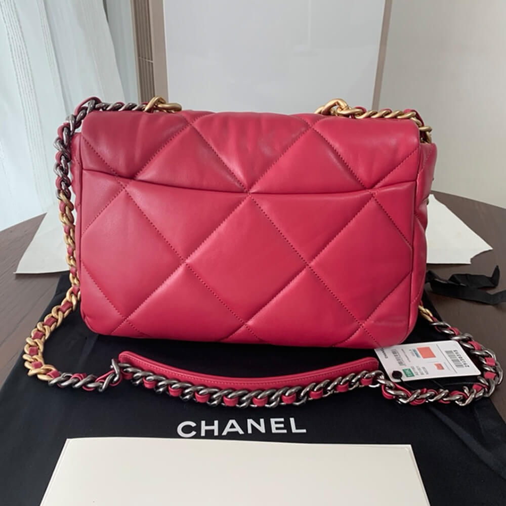 CHANEL 19 Large Handbag - Image 3