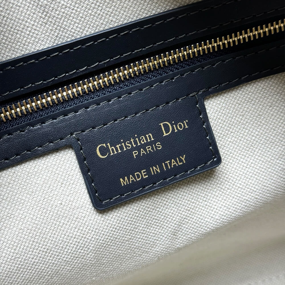 Dior Groove 25 Bag - Image 5