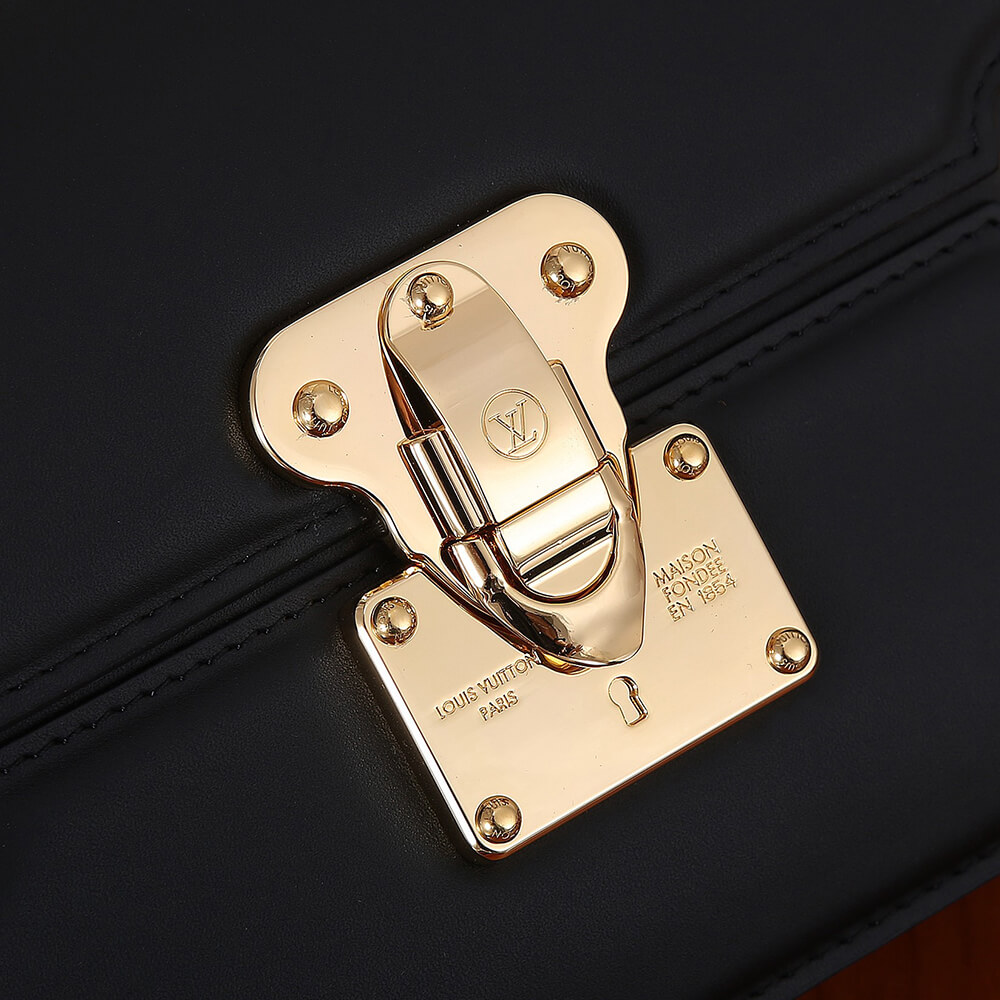 LOUIS VUITTON Orsay MM - Image 7