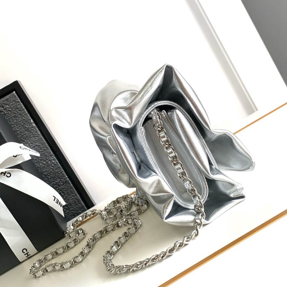 CHANEL Clutch - Image 5