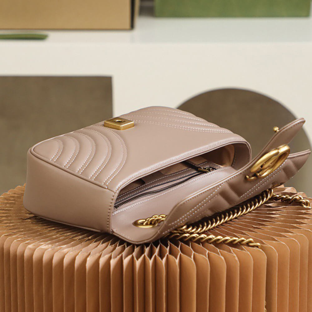 Gucci Marmont Matelasse Shoulder Bag - Image 6